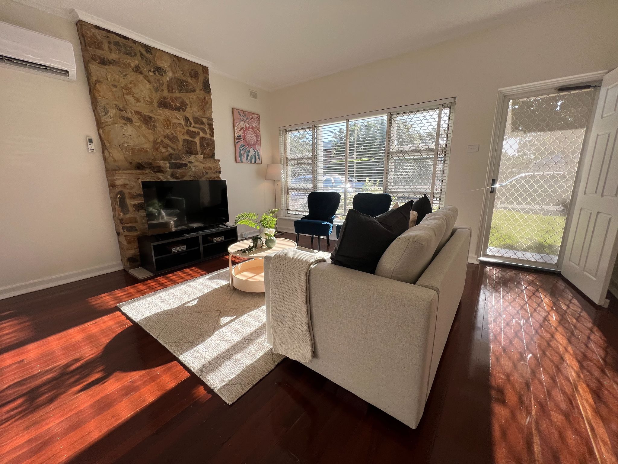 64BEE143 B0FF-480C-A65E-FEF6857826A0