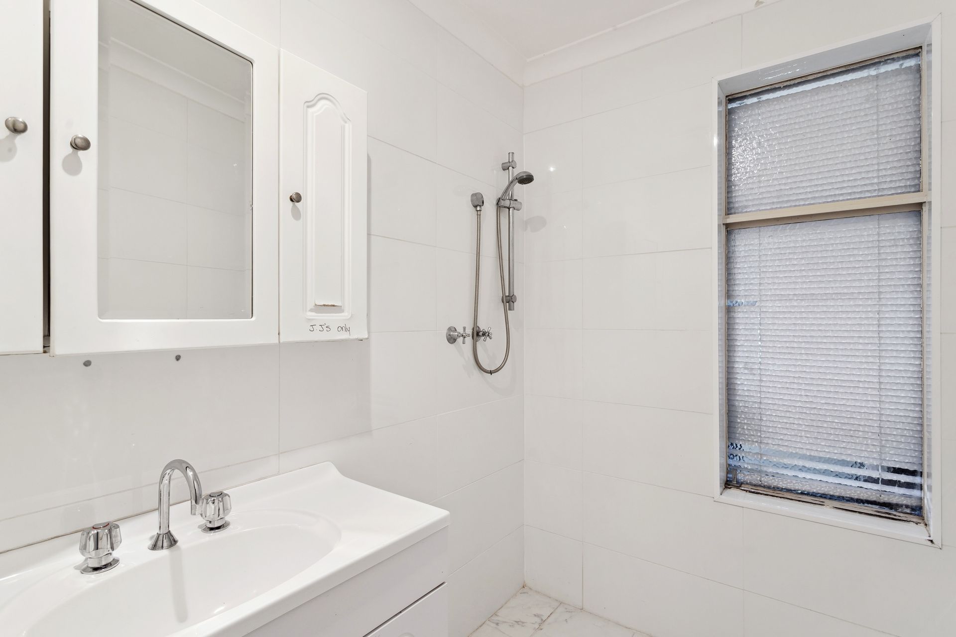 WEB 43 Burnside Way  Waikiki 07