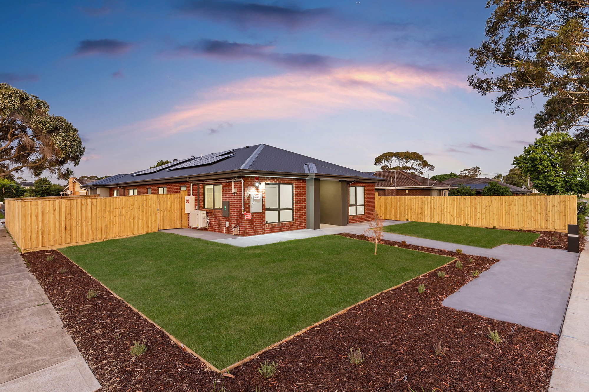 Cranbourne   Facade 3 Dusk LR No Logo