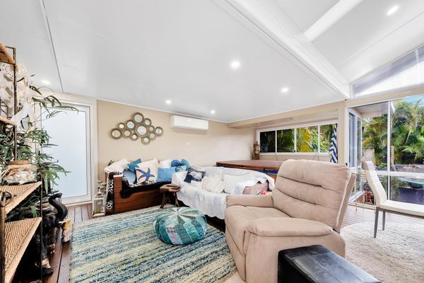 2018035104 10_1_220830_054032-w2000-h1334