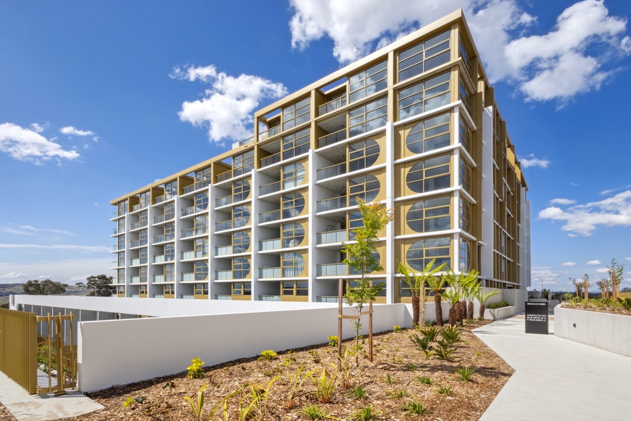 Vera Canberra_6450 Large