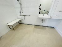 b37e3ee9 2f30-4651-9c57-8e33504b6c0e