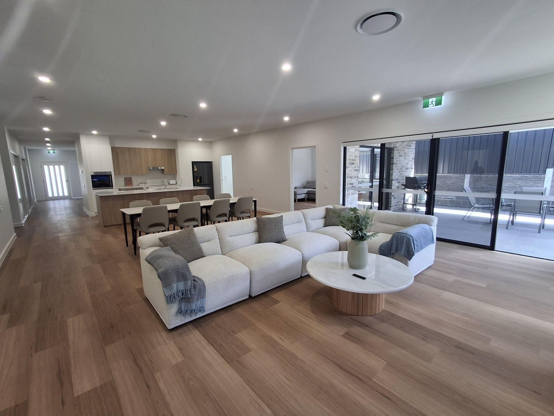 GetAttachmentThumbnail