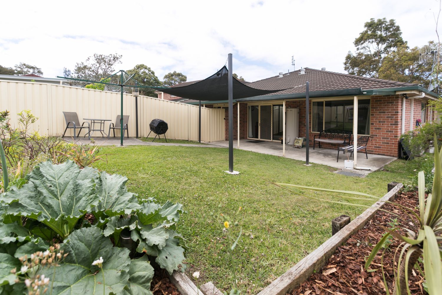 SIL 025 Kanwal   Outdoor (LR)-0009