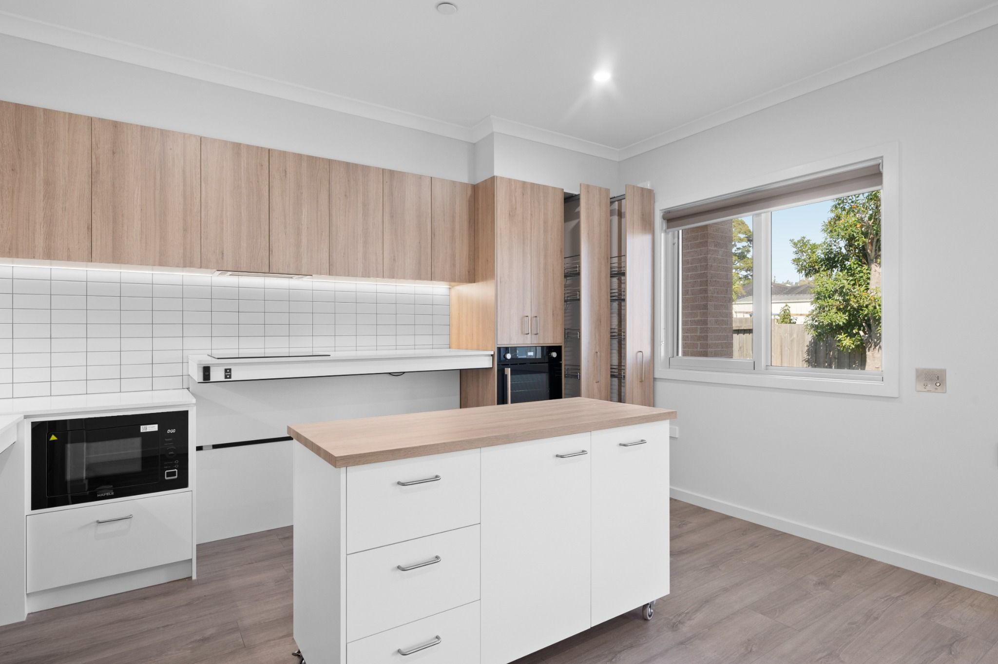 15 Lacebark St Doveton 007