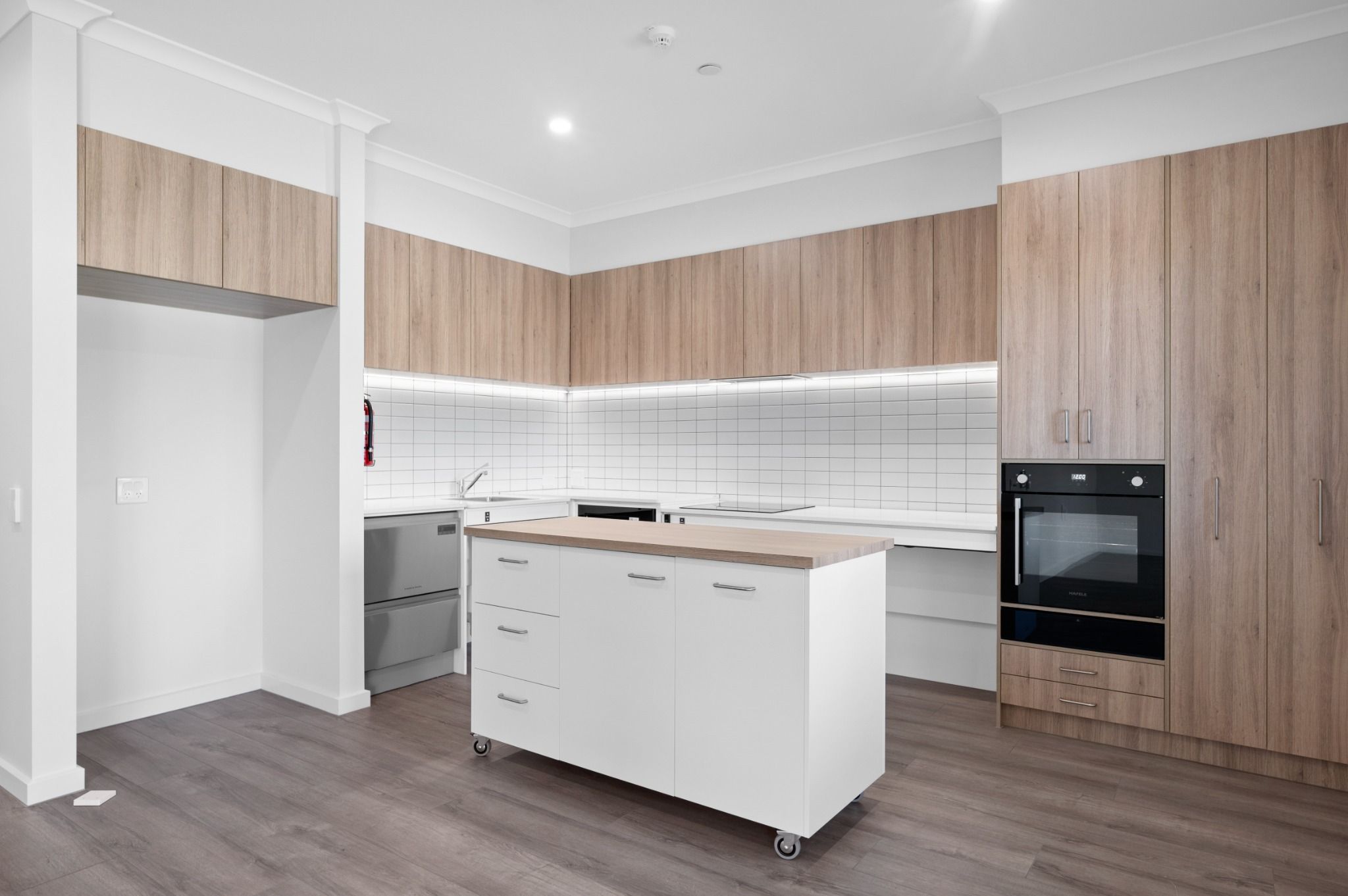 15 Lacebark St Doveton 006