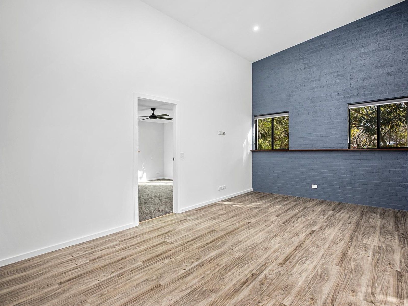 a2917795 afff-e35a-afaa4aff7021bcea_3