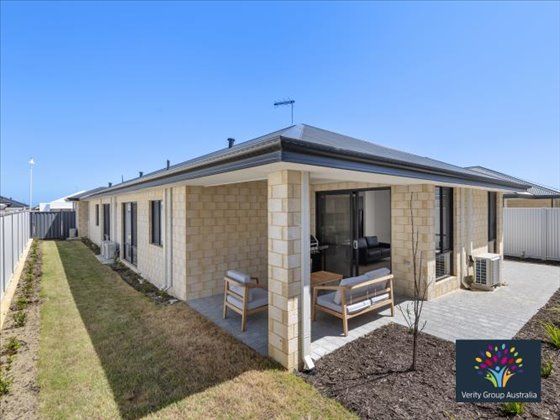 32 R6II4379-Edit- watermarked