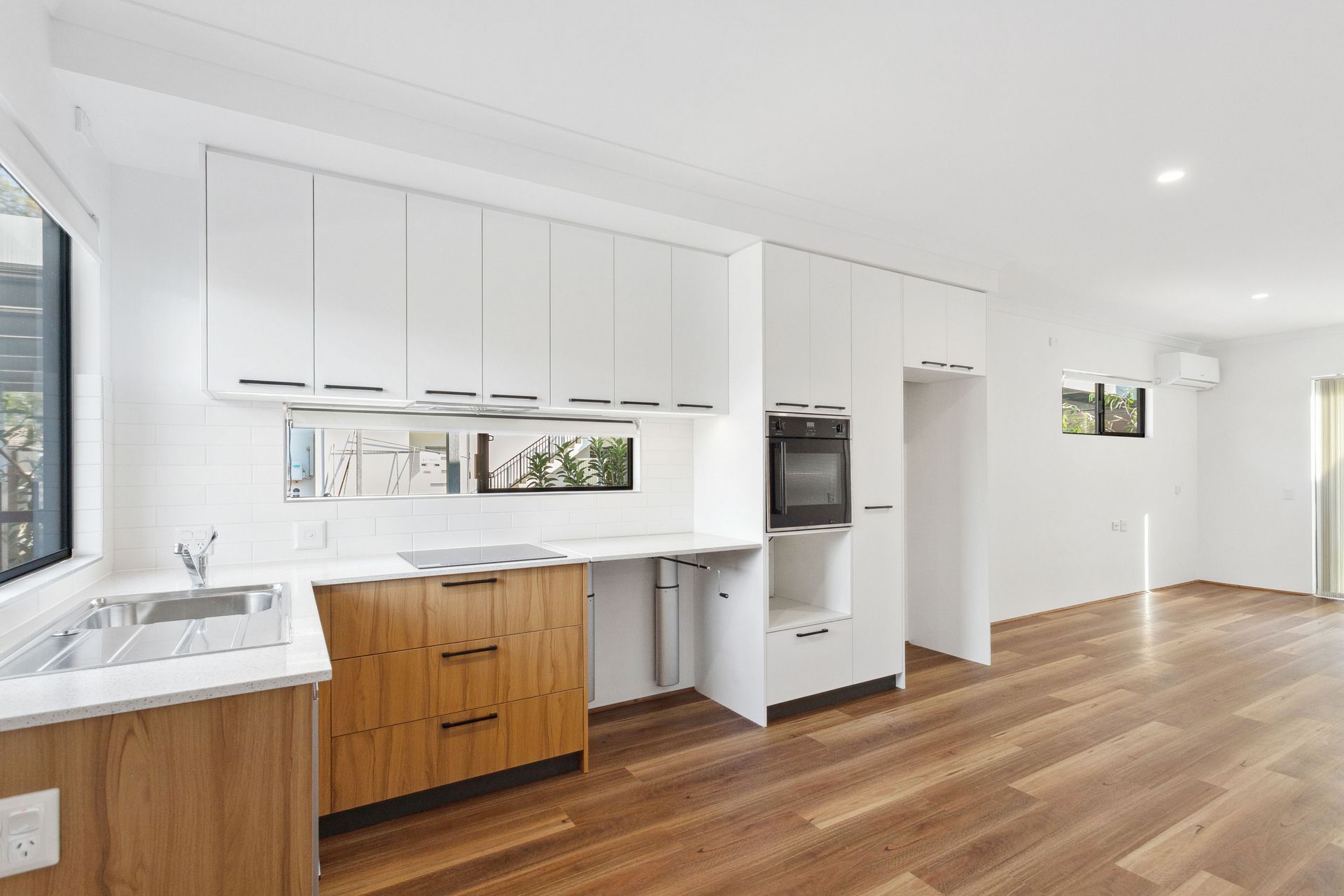 5 3 32 Orr St, Maddington 5