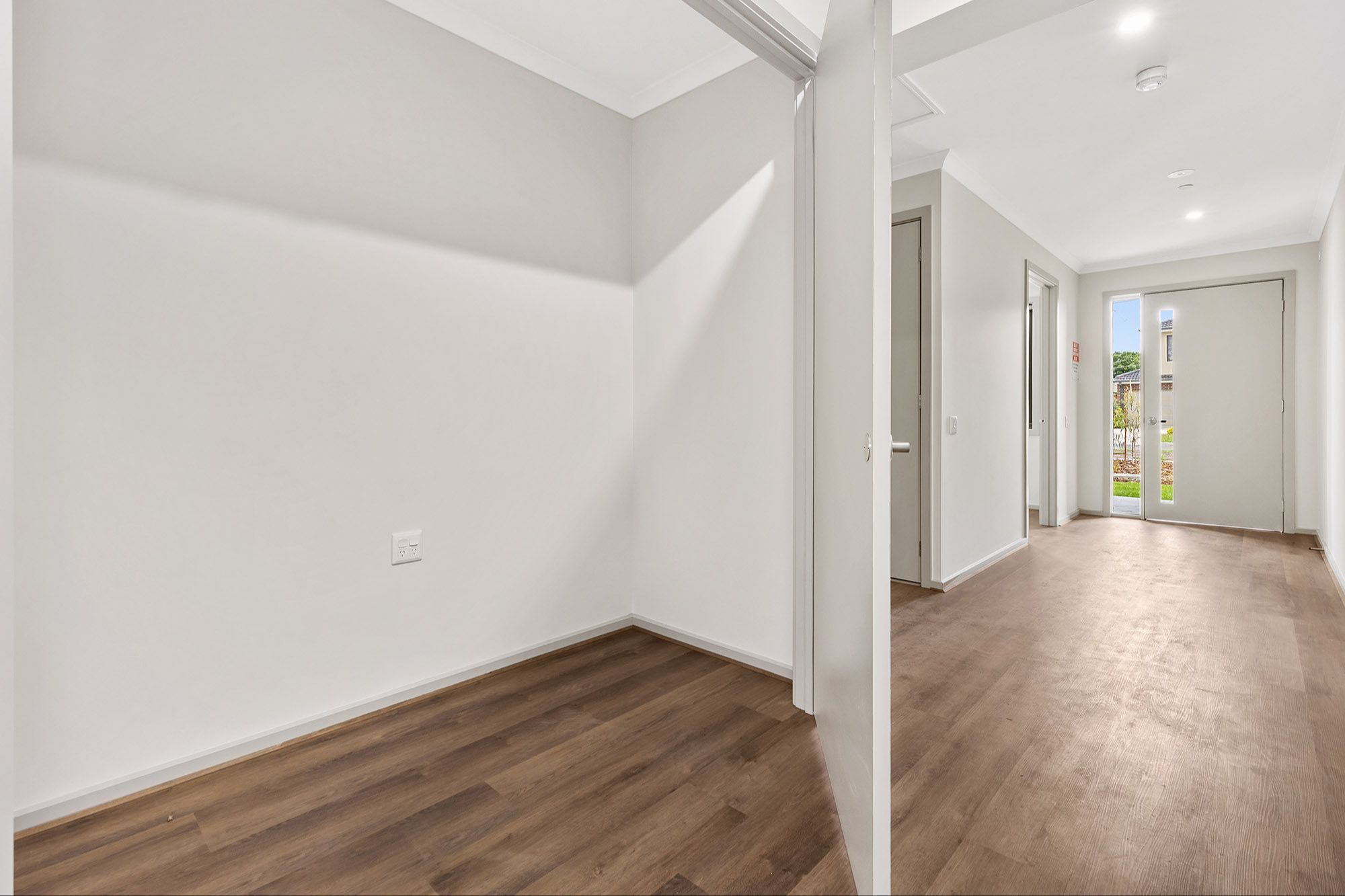 Wheelchair Charging Cupboard 1 HR No Logo_LR_Q9