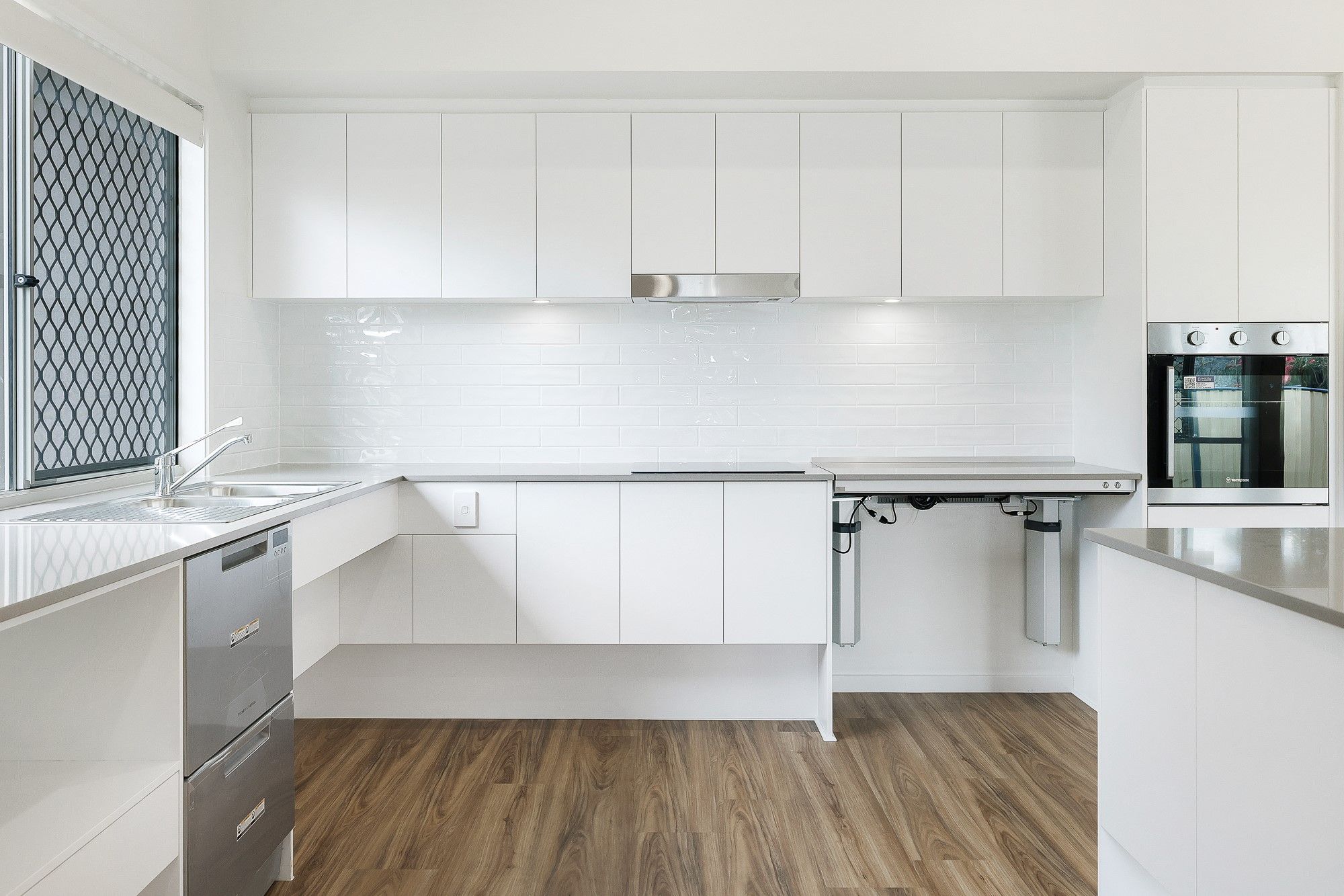 105 Johnston Street  Southport11