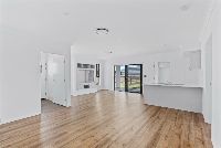 28 Mulberry Cct 3  1)