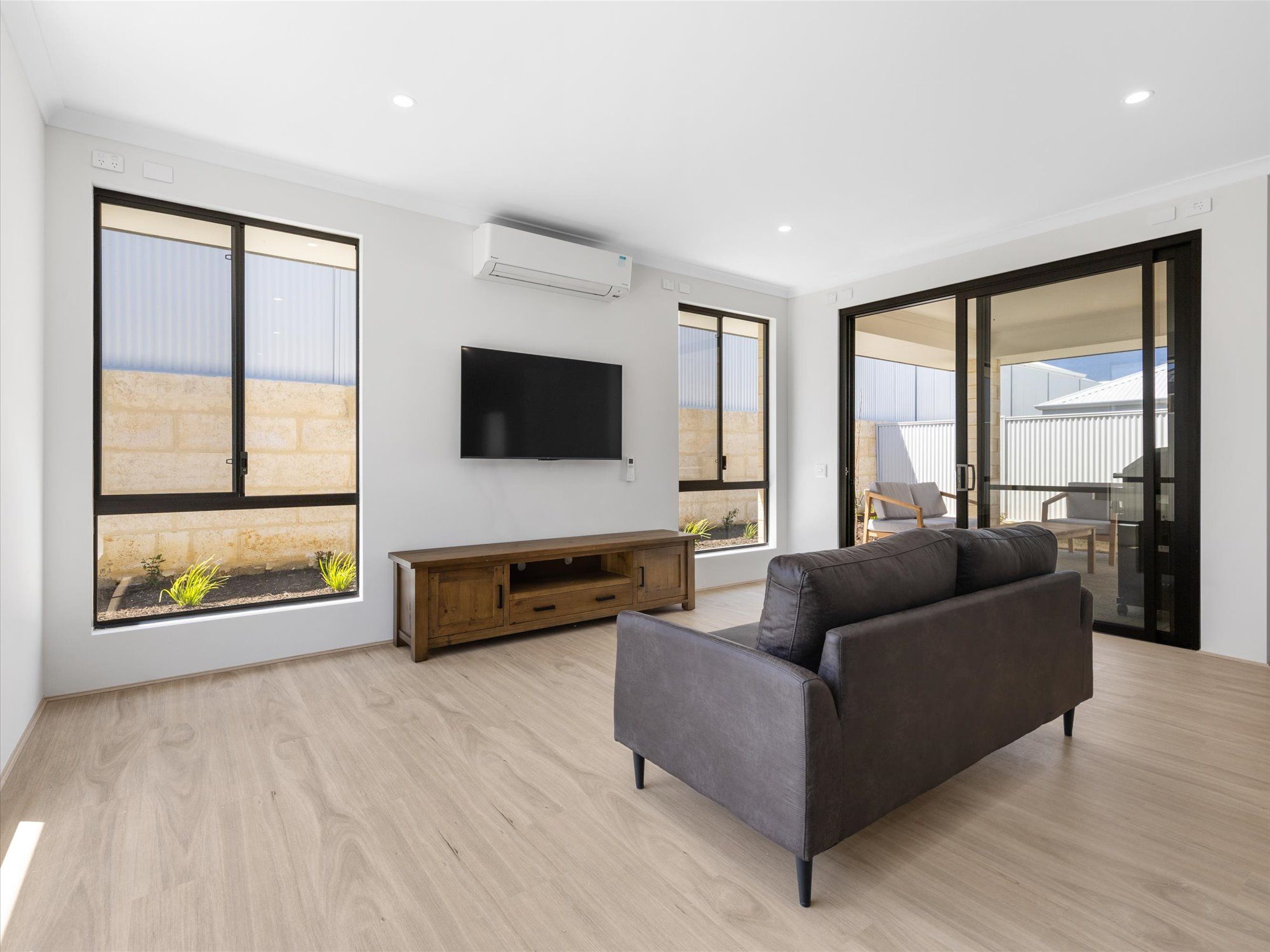 26 R6II4307-Edit-Edit