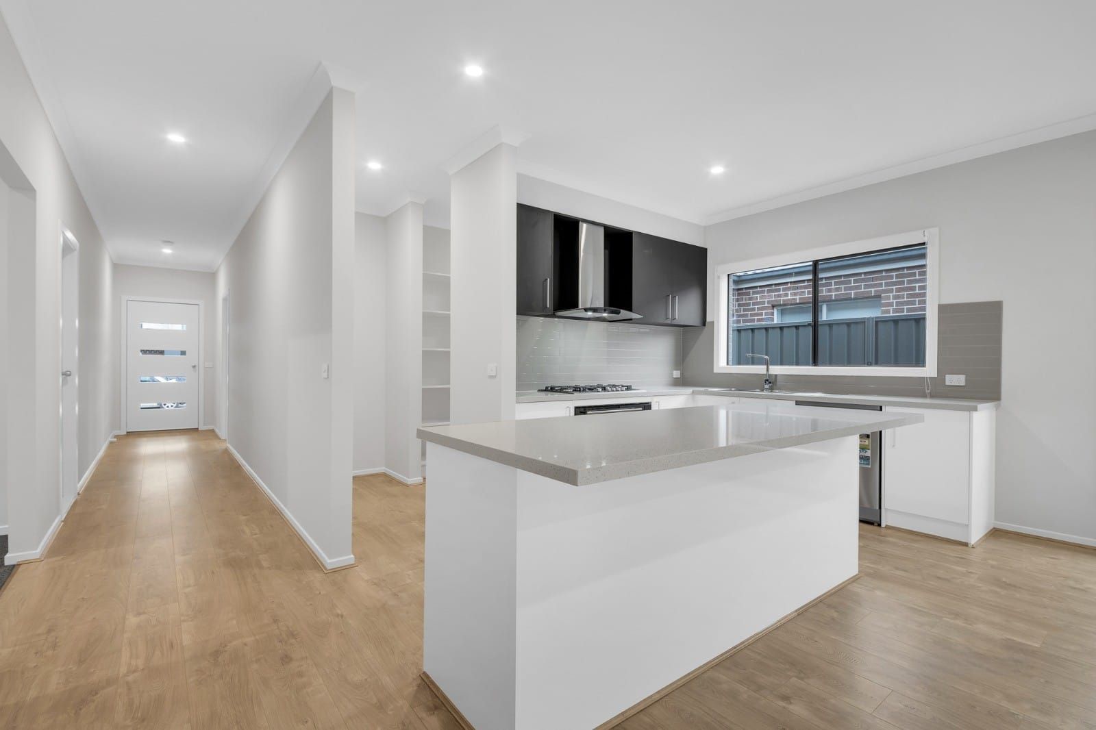 2  Entry & Kitchen