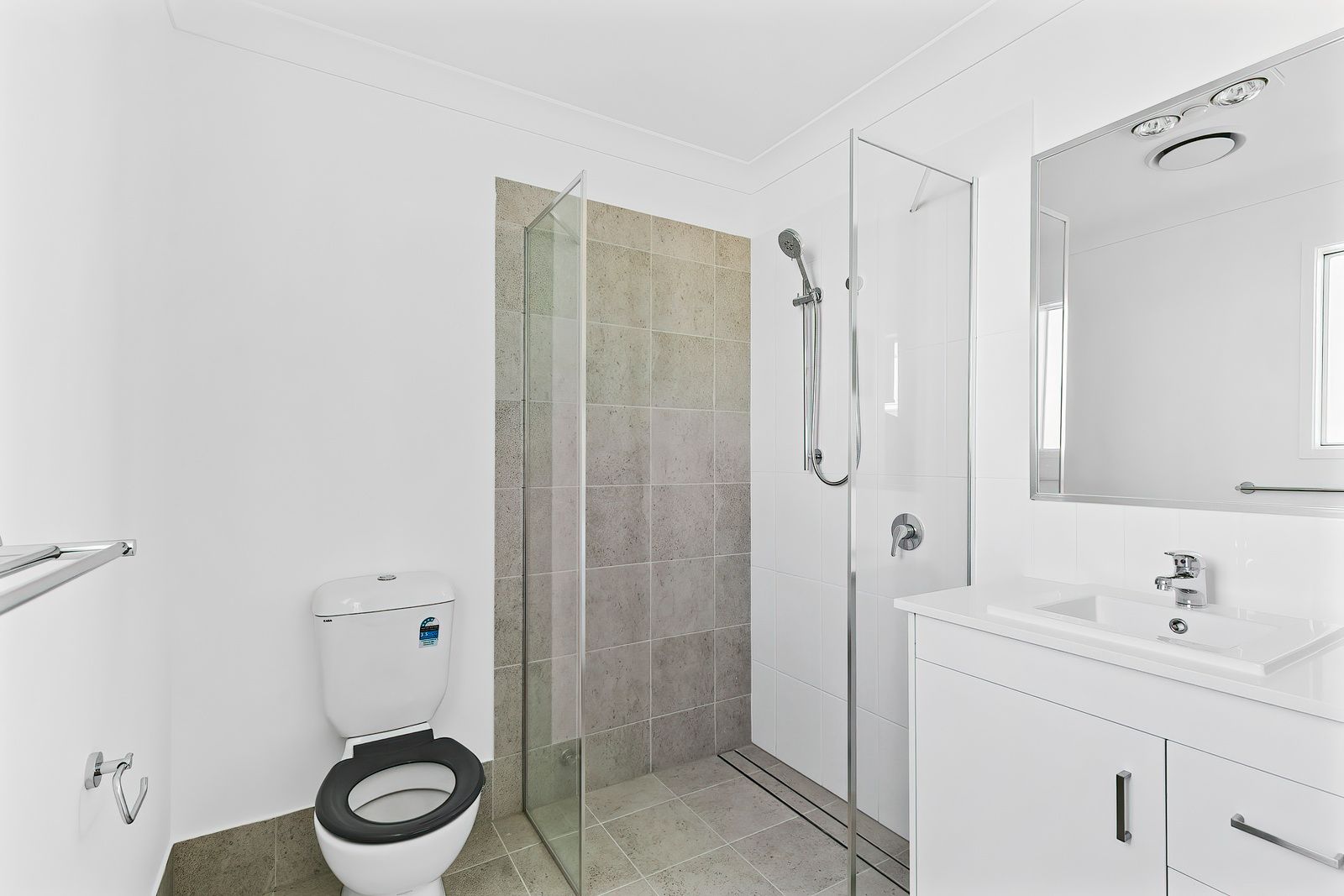 009 Open2view_ID953882-19_Ibis_Court