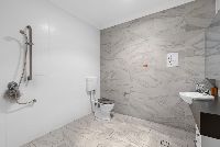 008 Open2view_ID912121-4_15_Empress_St_Centenary_Heights-scaled