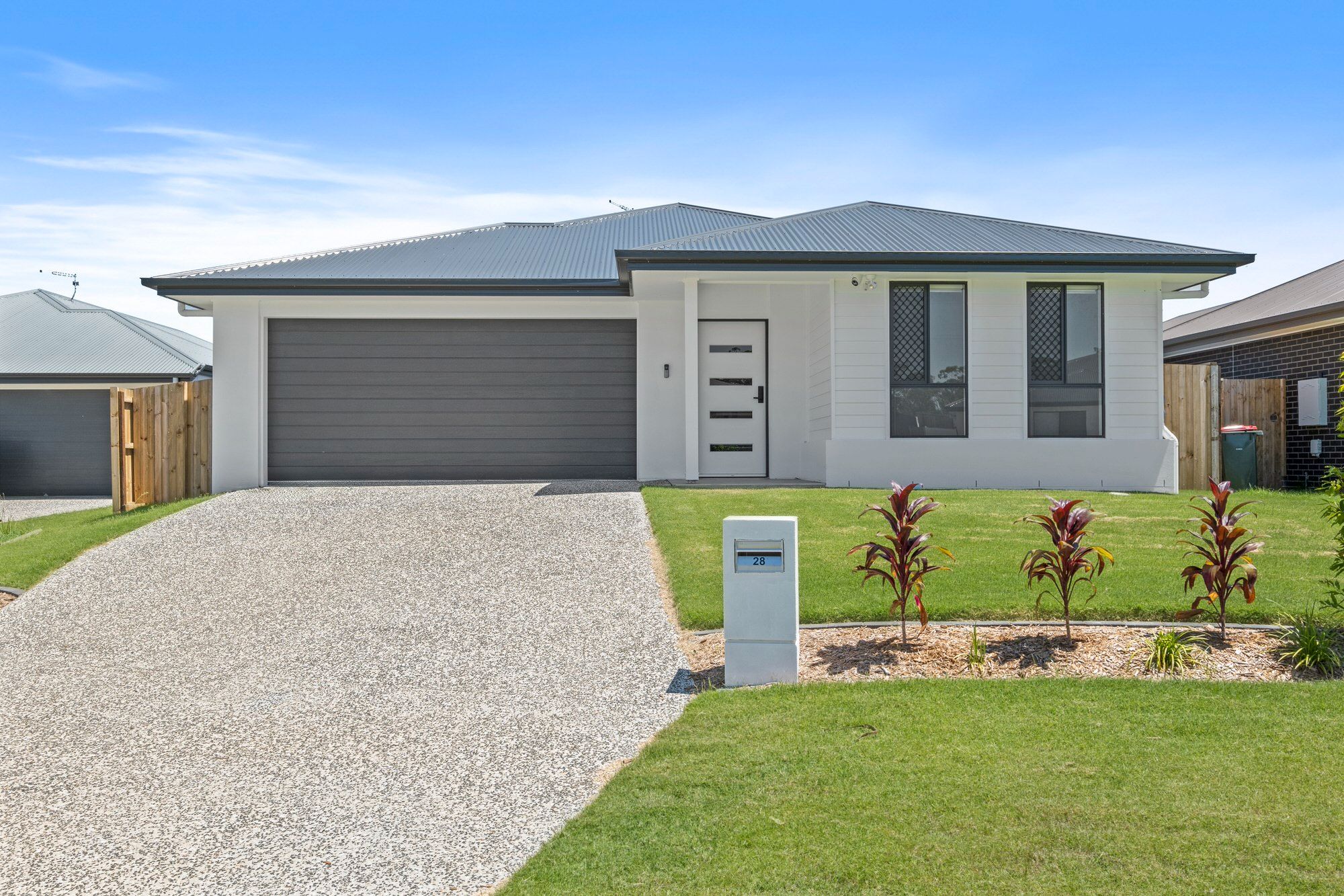 28 Mulberry Cct 12  1)