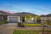 Lucid   Facade-1-Dusk-LR-Logo