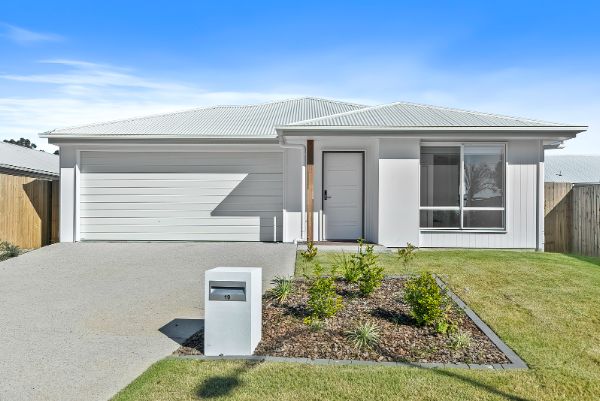 016 Open2view_ID953882-19_Ibis_Court