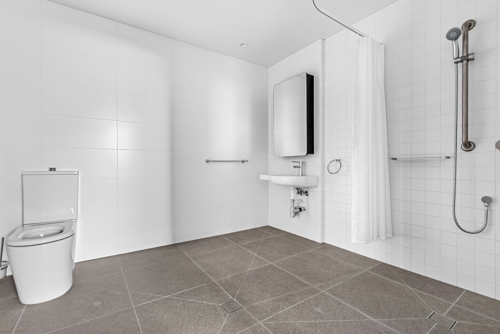 Bathroom 1 Collings_Street