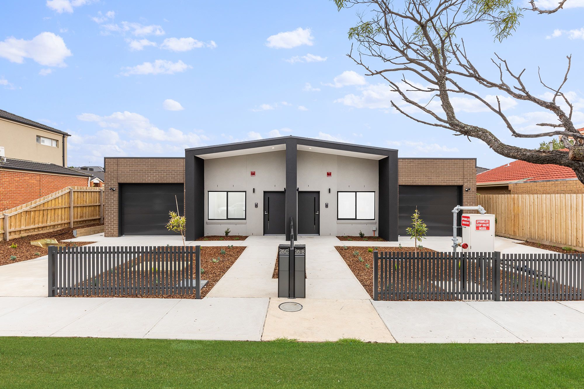 Elizabeth   Facade Both 2 LR No Logo