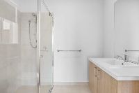 Huntly bathroom
