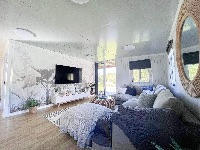 844546F8 6B0D-43E4-A717-4A308E93149C