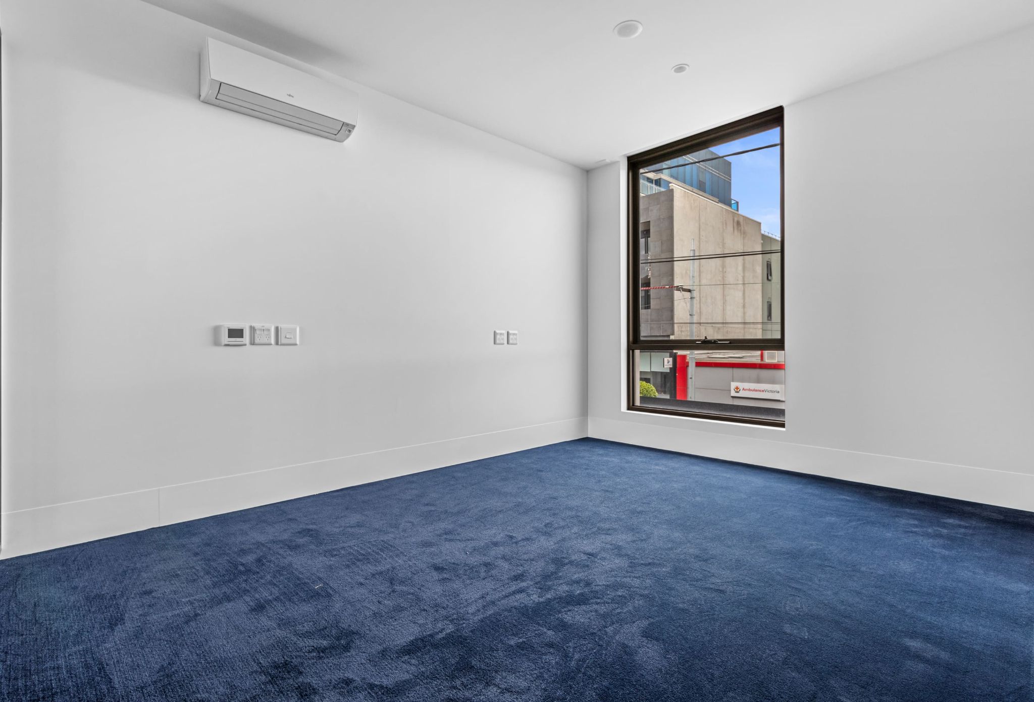 bedroom 1_Collings_Street