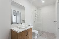 web 7 Henry St, Midland 21