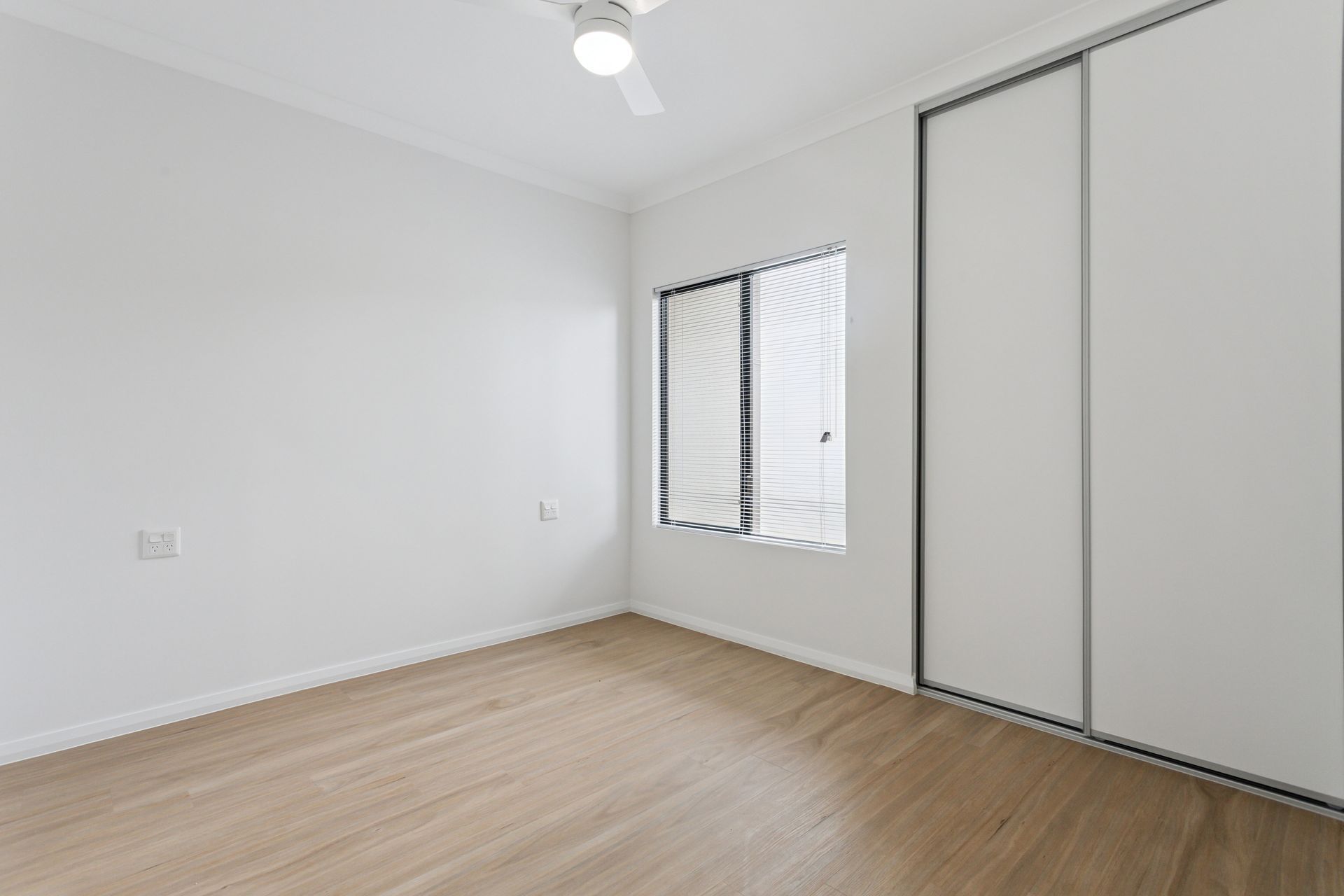 web 7 Henry St, Midland 22