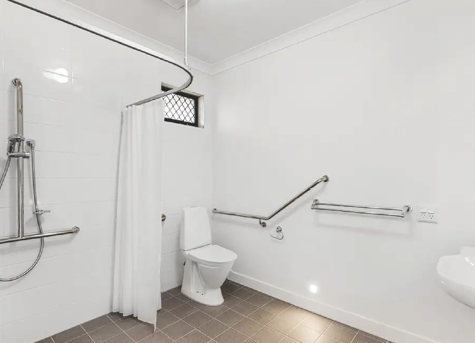 SDA Ipswich Bathroom