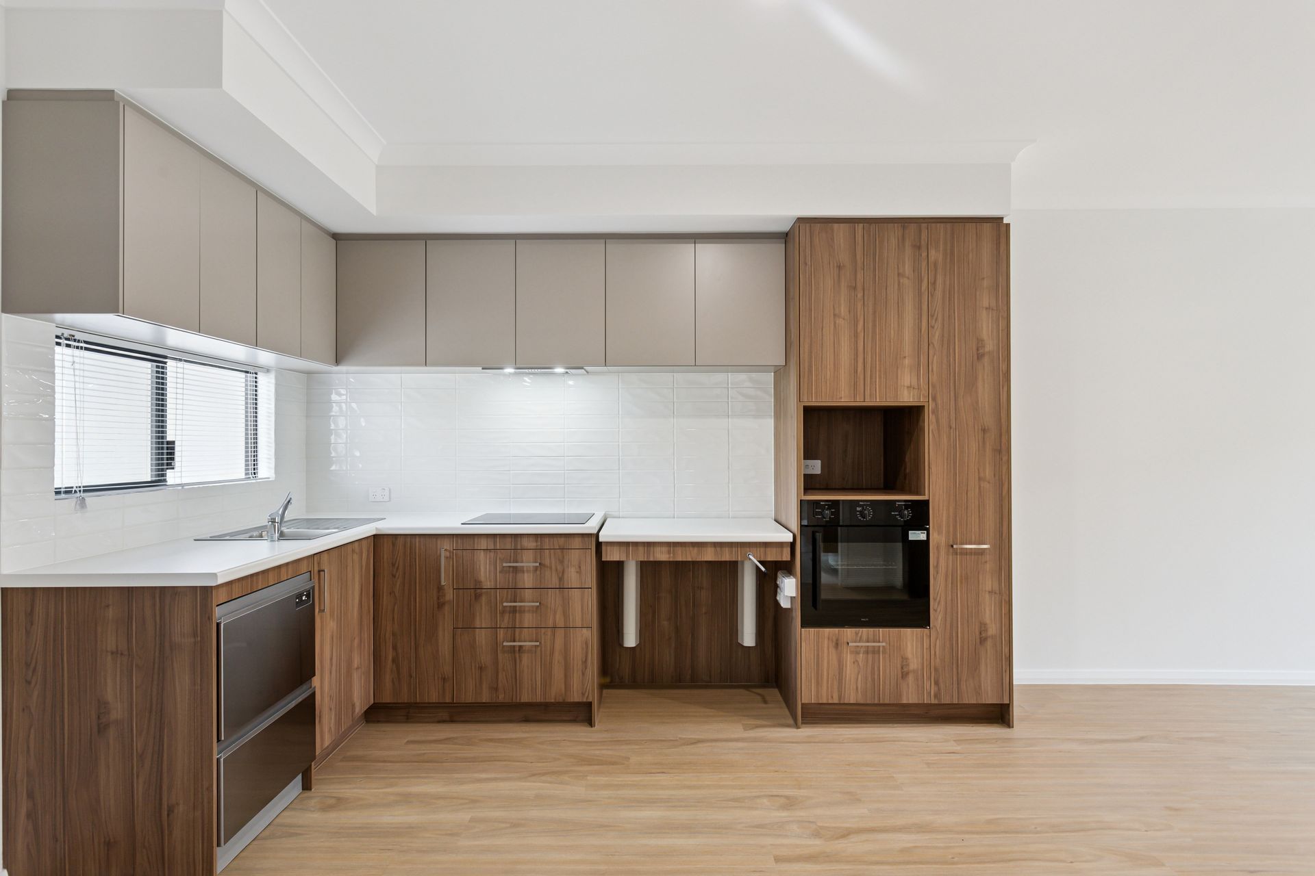 web 7 Henry St, Midland 25