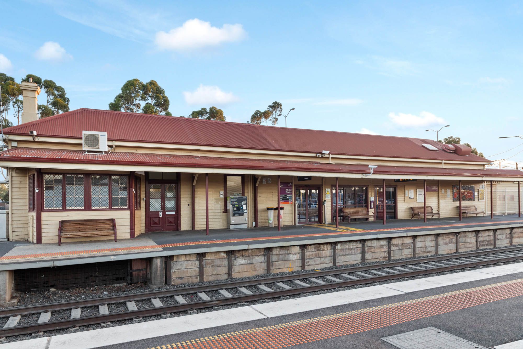 20 Melton Station