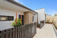 web 7 Henry St, Midland 33