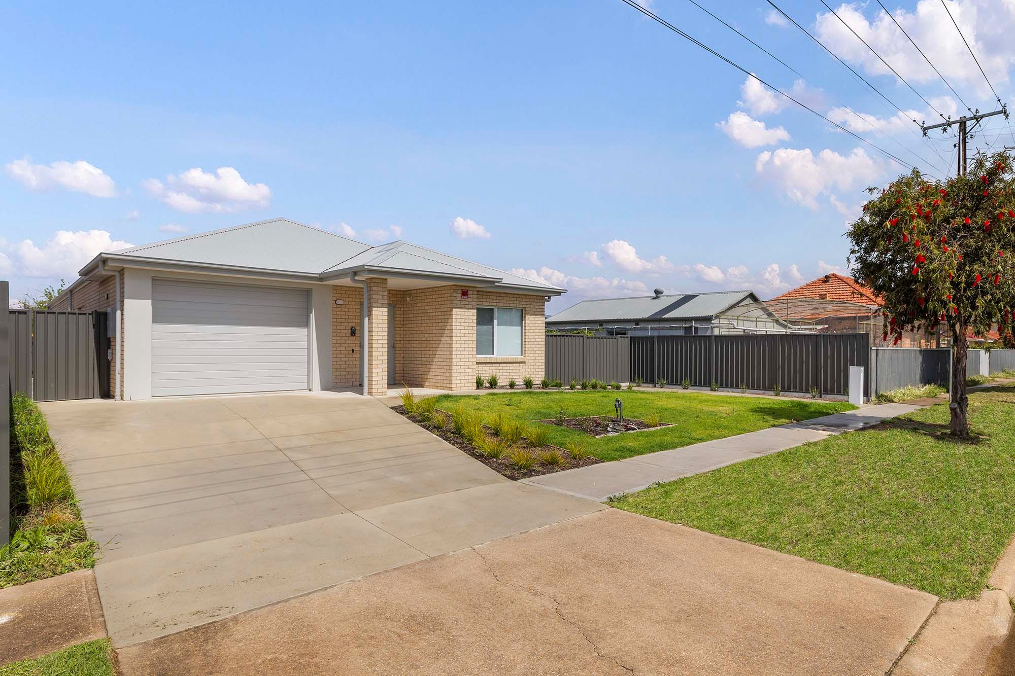 Seaton   Facade 5 LR No Logo