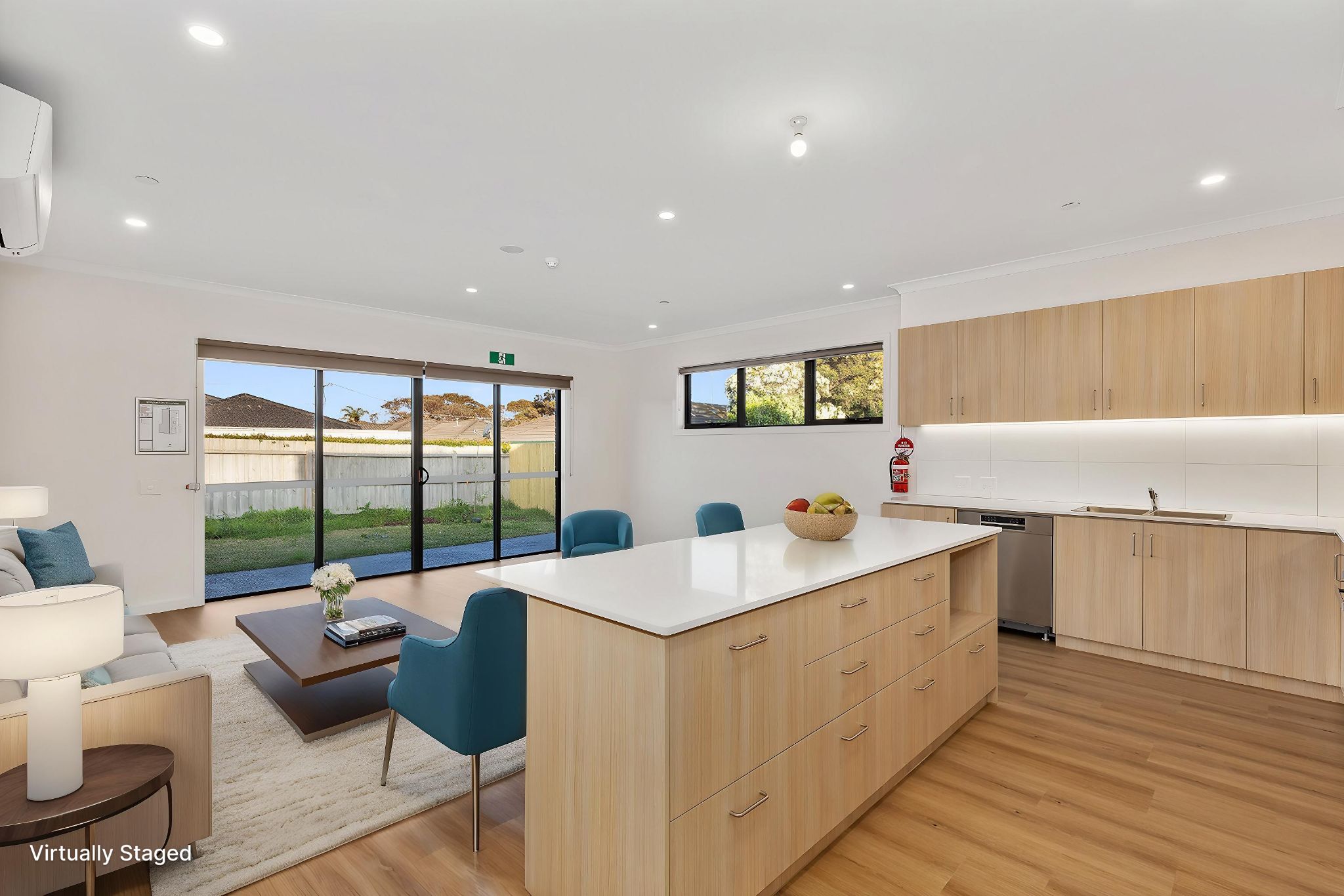 Whatley Kitchen-Living-Dining-Alfresco-HR-No-Logo-Staged