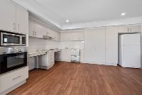 3   Gotham Loop 19 -  Kitchen