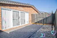 JJcare GullyGum_Outdoors_fullweb-20