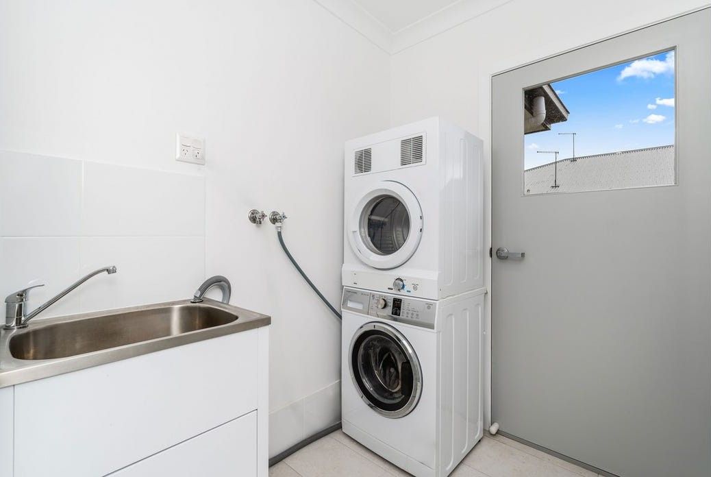 10   Bideford St 120a - LDY