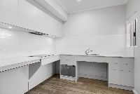 Dalyellup 10 kitchen2