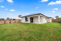 13   Bideford St 120a - Yard 2