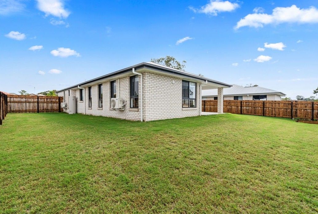 12   Bideford St 120a - Yard