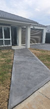 Pathway Front Yard 2