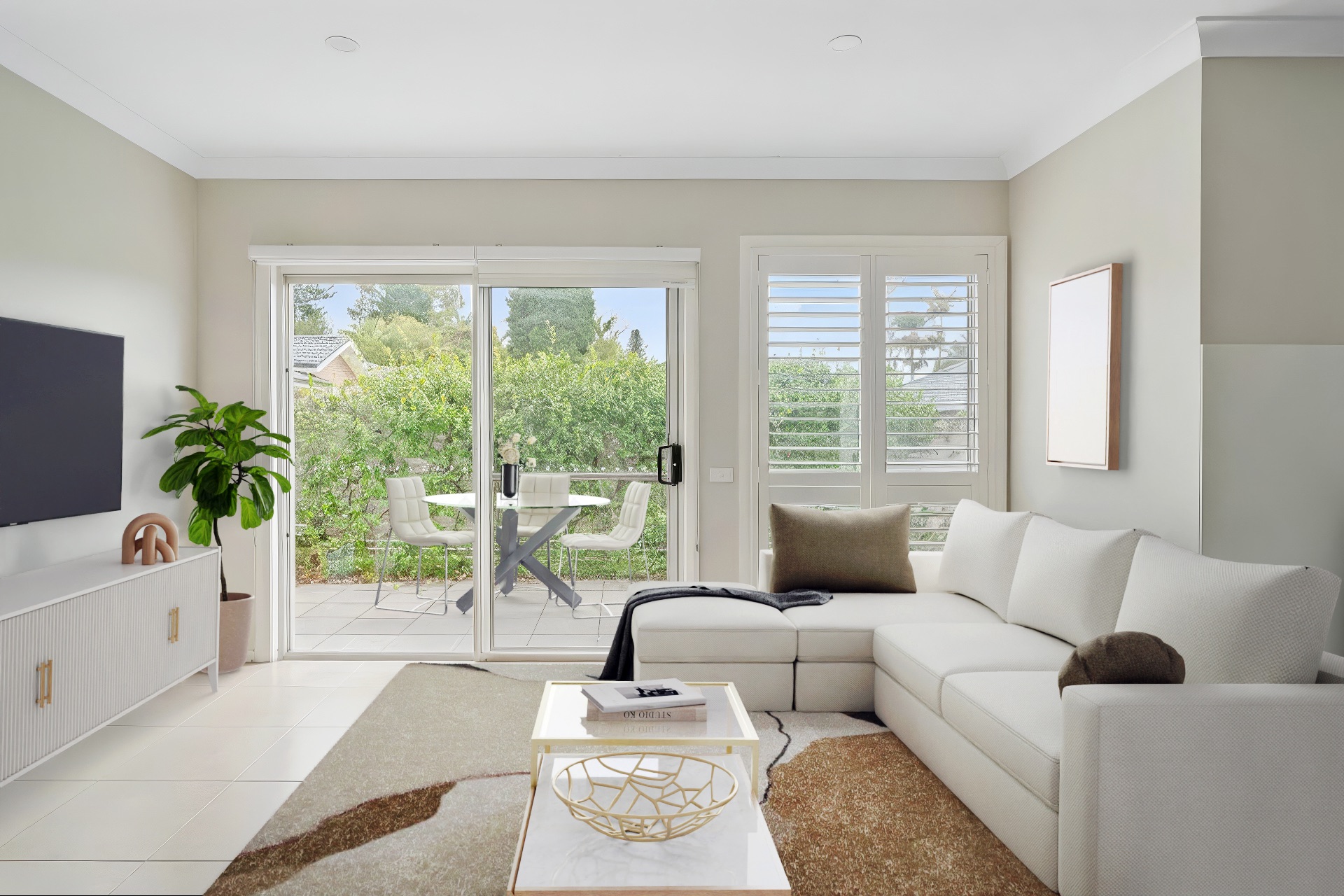 Care Metaz Day 2  47 of 142) staged