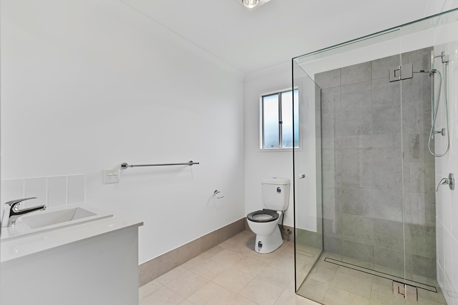 018 Open2view_ID941399-1_Dorrigo_Court