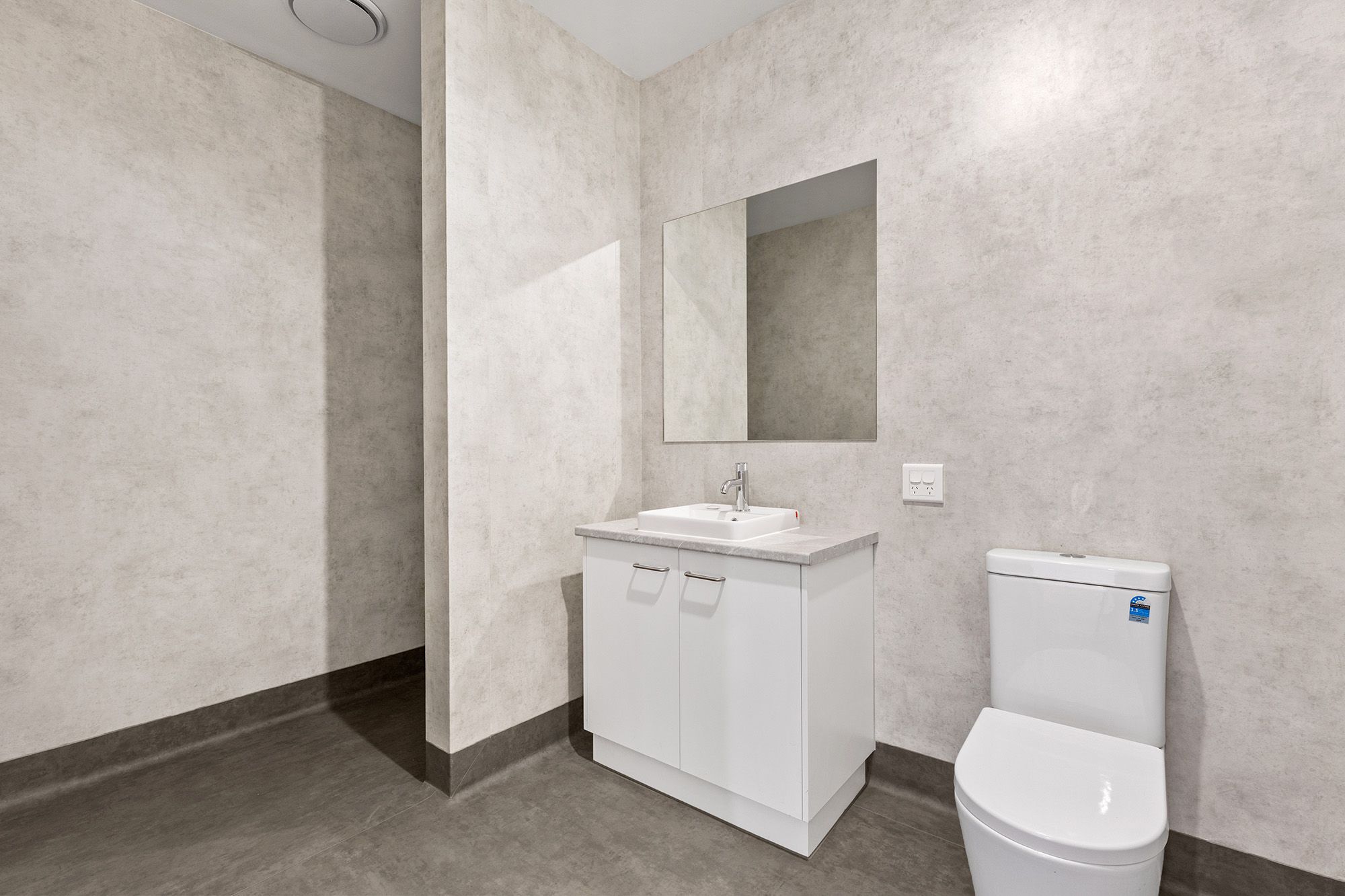 John   Dwelling 1 Ensuite 1 LR No Logo