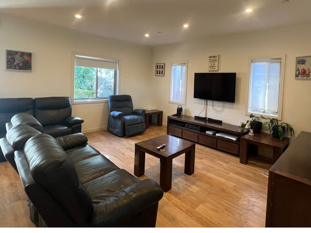 Hornsby 1  16080)_Lounge_1024x768px