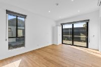 web 1747150210353_bwrm-8 Medium