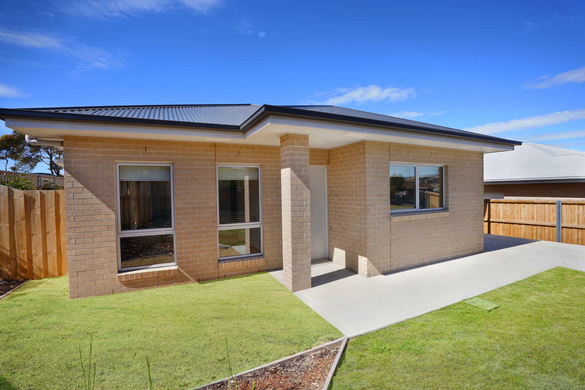 ClarendonValeHouse Ext_3_Small Size