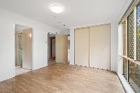 013 Open2view_ID986441-66_Martindale_Street__Corinda